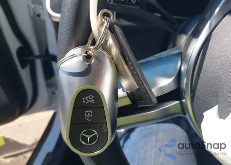 2024 Mercedes-Benz Glc 300 4Matic Suv from USA, damaged, VIN W1NKM4HB2RF172981